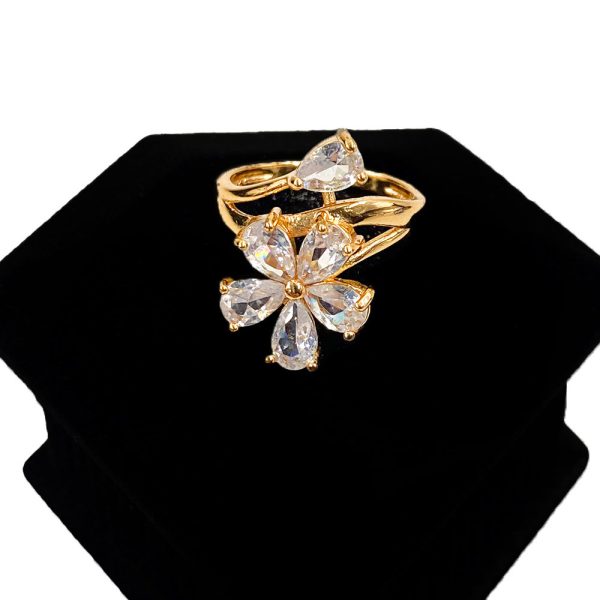 Pear Rounded Shape Rose gold plated White Stones Ring